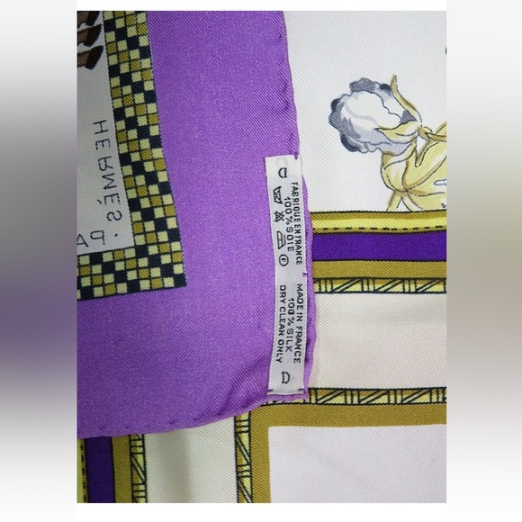 Elegant Purple and White Equestrian Scarf - Picture 11 of 11